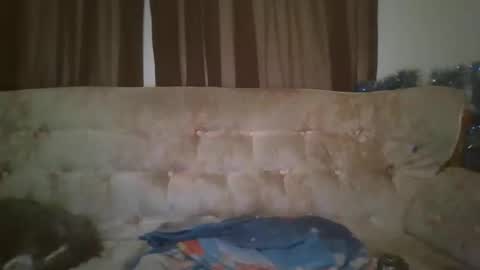 Snapshot of vids1977 chatting on 23, 10, 2025 vids1977 online show from 23, 10, 2025