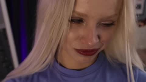 Snapshot of vienna_gones chatting on 28, 5, 2026 Eva online show from 28, 5, 2026