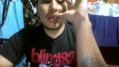 Snapshot of viernes1010 chatting on 20, 6, 2026 viernes1010 online show from 20, 6, 2026