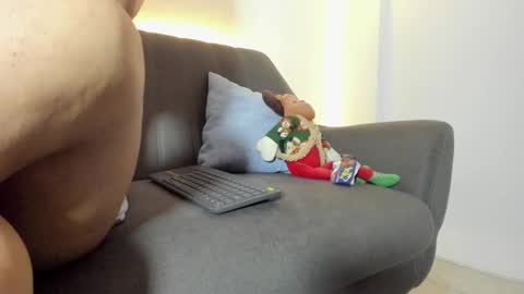 Victoria Strong online show from 5, 12, 2024