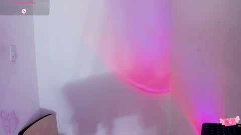 Snapshot of viioleett_cum chatting on 5, 3, 2026 viioleett_cum online show from 5, 3, 2026