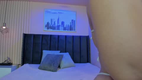 Viiolett online show from 20, 11, 2025