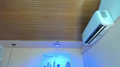 Viiolett online show from 27, 3, 2026