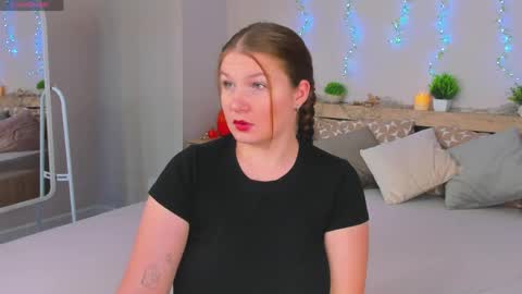 Snapshot of viirginia_robinson chatting on 9, 4, 2026 Jinny online show from 9, 4, 2026