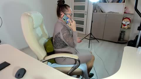 Ukrainian-woman online show from 25, 11, 2025