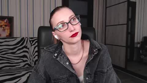 Vika online show from 7, 3, 2025