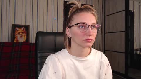 Snapshot of vikaericka chatting on 9, 1, 2026 Vika online show from 9, 1, 2026