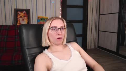 Snapshot of vikaericka chatting on 8, 2, 2026 Vika online show from 8, 2, 2026