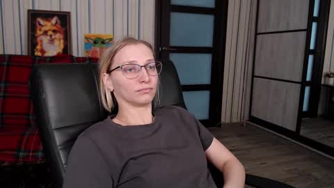 Snapshot of vikaericka chatting on 27, 3, 2026 Vika online show from 27, 3, 2026