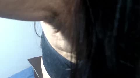 Snapshot of viki_mom chatting on 6, 3, 2025 Viki Mom  online show from 6, 3, 2025