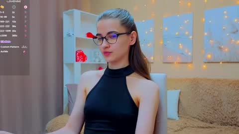 Snapshot of vikiberry chatting on 18, 4, 2026 vikiberry online show from 18, 4, 2026