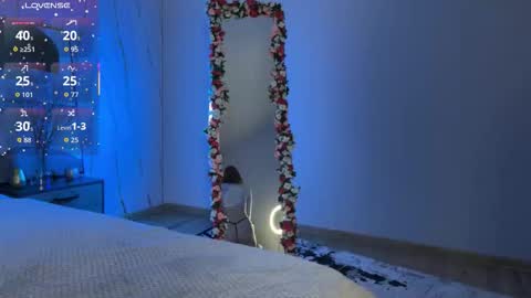 Vikky online show from 14, 11, 2025