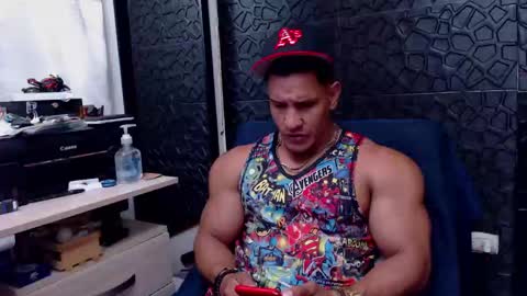 Viktor Herrera online show from 4, 2, 2025