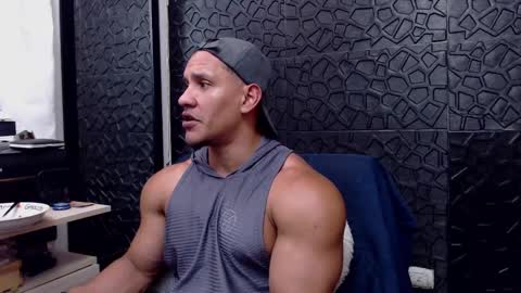 Viktor Herrera online show from 22, 2, 2025