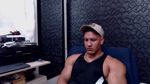 Viktor Herrera online show from 27, 2, 2025