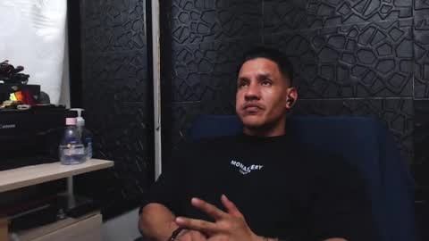 Viktor Herrera online show from 1, 10, 2025