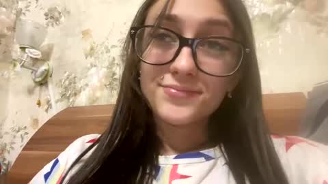 Snapshot of viktoria9898 chatting on 20, 2, 2025 Sweett online show from 20, 2, 2025