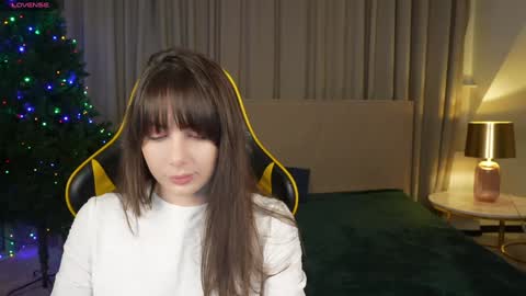 Snapshot of viktoria_storm chatting on 14, 12, 2024 Alisa online show from 14, 12, 2024