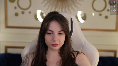 Snapshot of viktoria_storm chatting on 2, 2, 2025 Alisa online show from 2, 2, 2025