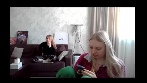Snapshot of viktorlonsky chatting on 10, 2, 2025 viktorlonsky online show from 10, 2, 2025
