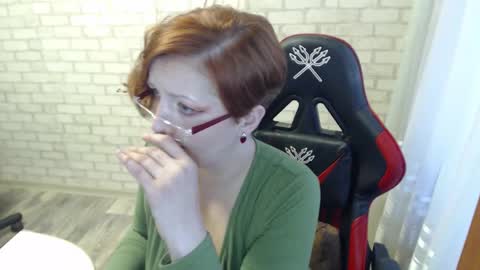 Snapshot of vikualex69 chatting on 24, 11, 2025 vikualex69 online show from 24, 11, 2025