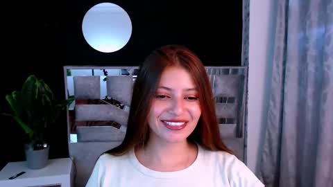 Snapshot of viky_evanss chatting on 4, 4, 2026 viky_evanss online show from 4, 4, 2026