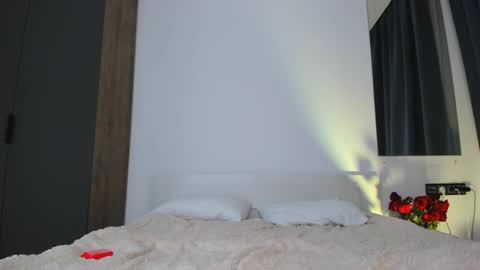 Snapshot of villanelle_dela chatting on 24, 4, 2026 Villanelle online show from 24, 4, 2026