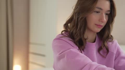 Snapshot of villanelle_l chatting on 17, 1, 2025 Lana online show from 17, 1, 2025