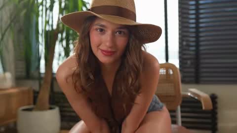 Snapshot of villanelle_l chatting on 11, 2, 2025 Lana online show from 11, 2, 2025