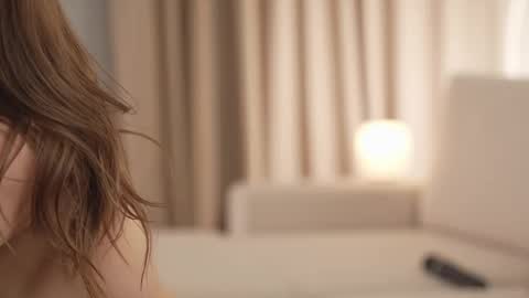 Snapshot of villanelle_l chatting on 1, 3, 2025 Lana online show from 1, 3, 2025