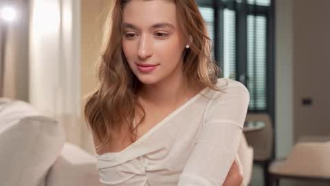 Snapshot of villanelle_l chatting on 5, 3, 2025 Lana online show from 5, 3, 2025