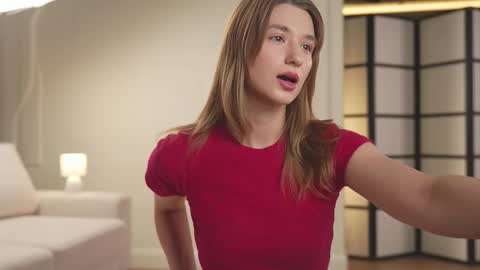 Snapshot of villanelle_l chatting on 24, 10, 2025 Lana online show from 24, 10, 2025