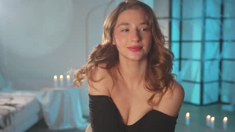 Snapshot of villanelle_l chatting on 31, 10, 2025 Lana online show from 31, 10, 2025