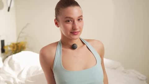 Snapshot of villanelle_l chatting on 25, 3, 2026 Lana online show from 25, 3, 2026