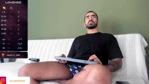 Snapshot of vince_colin chatting on 18, 11, 2025 VINCE online show from 18, 11, 2025