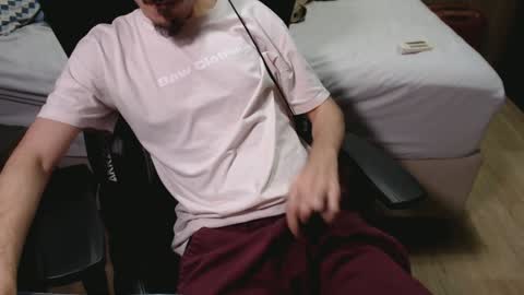 Snapshot of vincebruv chatting on 6, 2, 2025 Vince Bruv online show from 6, 2, 2025