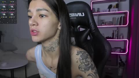 vinkitinkii online show from 3, 12, 2024