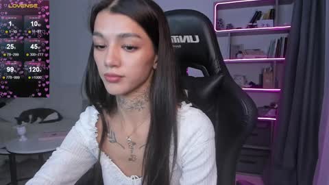 vinkitinkii online show from 28, 12, 2024