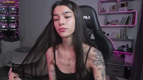 vinkitinkii online show from 28, 2, 2025