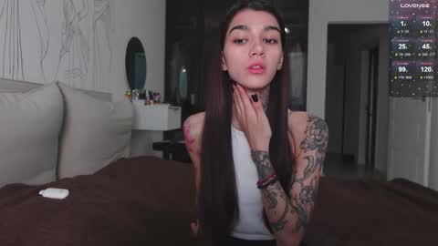 vinkitinkii online show from 1, 11, 2025