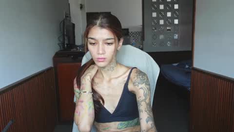 Snapshot of vinkitinkii chatting on 4, 4, 2026 vinkitinkii online show from 4, 4, 2026
