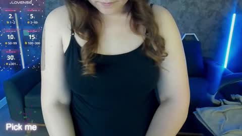 Snapshot of vinnasky chatting on 25, 3, 2026 Milla online show from 25, 3, 2026