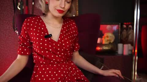 Snapshot of vinyl_kiss chatting on 27, 3, 2026 Carrie Next streams Sat Sun 3pm-11pm EST online show from 27, 3, 2026