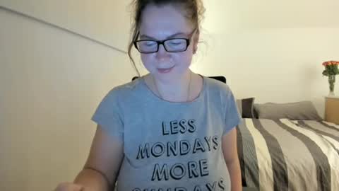 Snapshot of viodetta chatting on 6, 4, 2026 viodetta online show from 6, 4, 2026