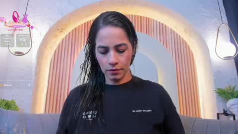 Violette online show from 18, 4, 2026