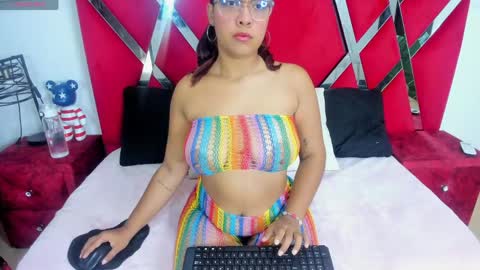 violehtx online show from 27, 5, 2026