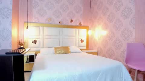 Snapshot of violet15petite chatting on 28, 2, 2026 Violet online show from 28, 2, 2026