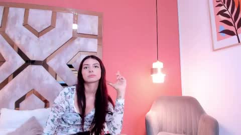 Snapshot of violet22smith chatting on 11, 4, 2026 KARLA GAEZ online show from 11, 4, 2026