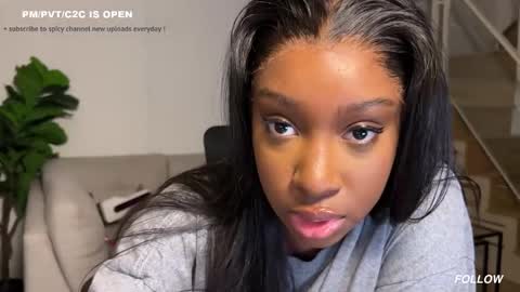 Snapshot of violet6xft chatting on 20, 2, 2026 Fantasy Black Girl online show from 20, 2, 2026