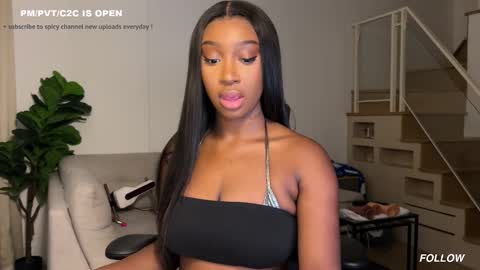 Snapshot of violet6xft chatting on 28, 2, 2026 Fantasy Black Girl online show from 28, 2, 2026